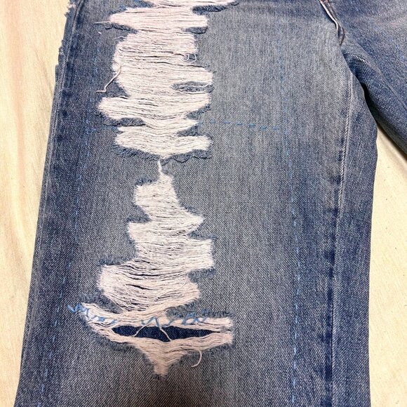 FRAME + Julia Sarr-Jamois crochet-trimmed distressed high-rise boyfriend jeans - Picture 8 of 13